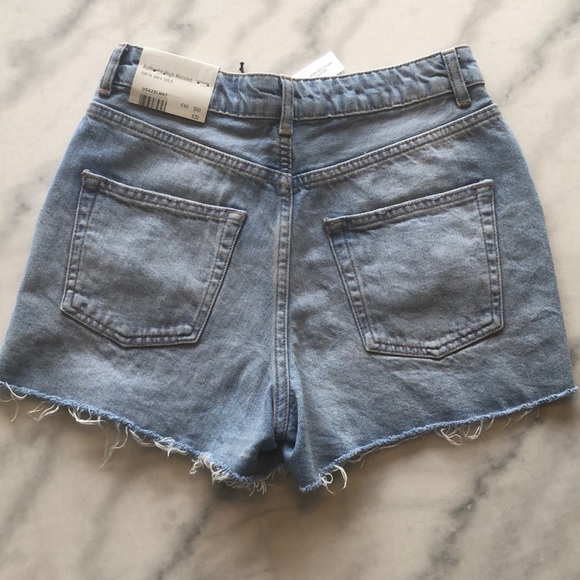NEW Topshop jean shorts with rips - Picture 4 of 7